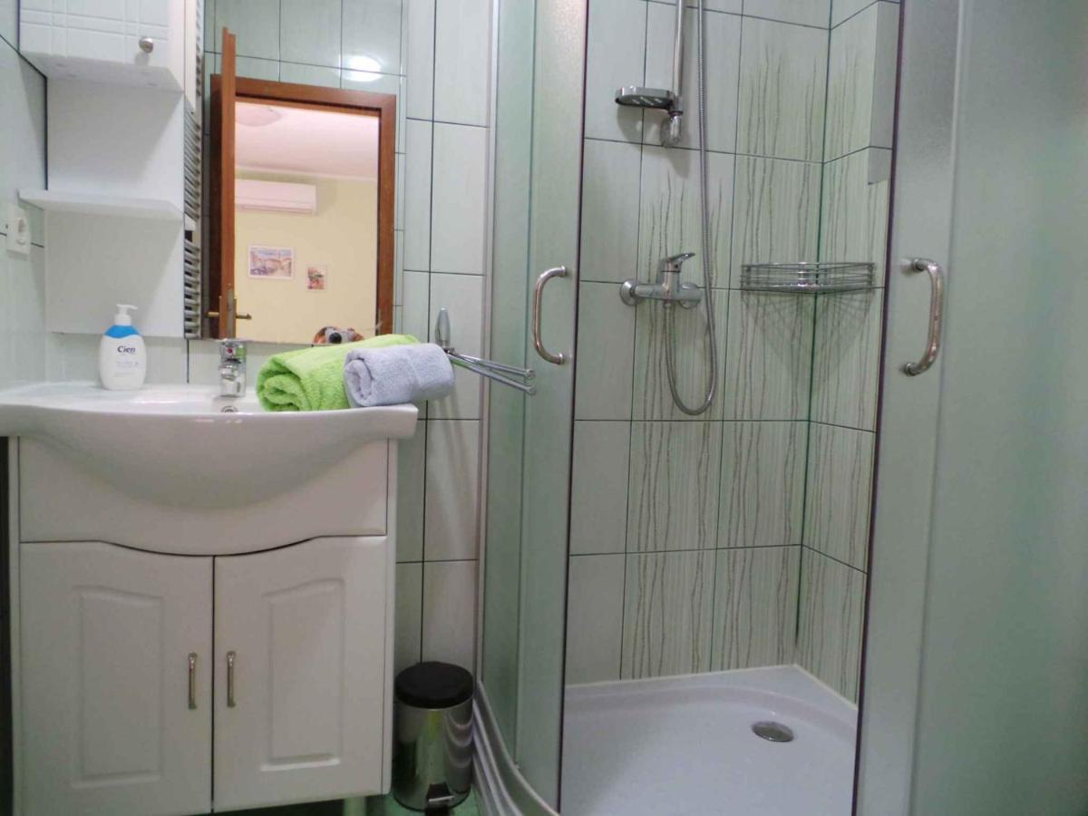 Studio In Plomin Luka/Istrien 8881 Bagian luar foto